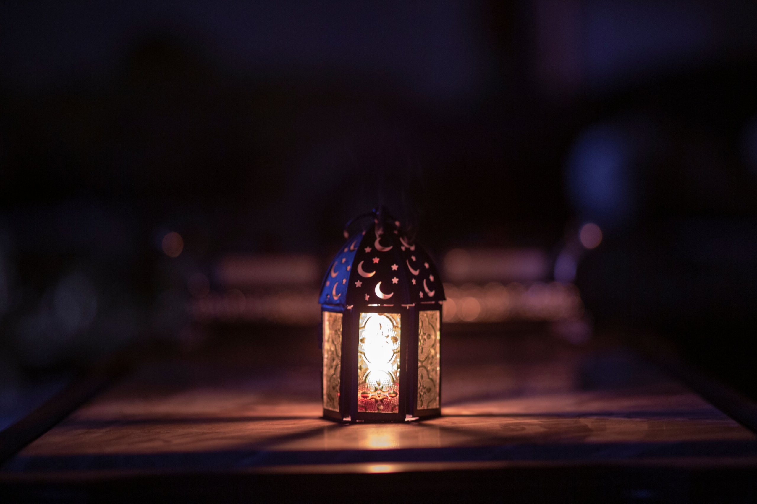 lantern-glowing-steadily-inside-a-dark-room