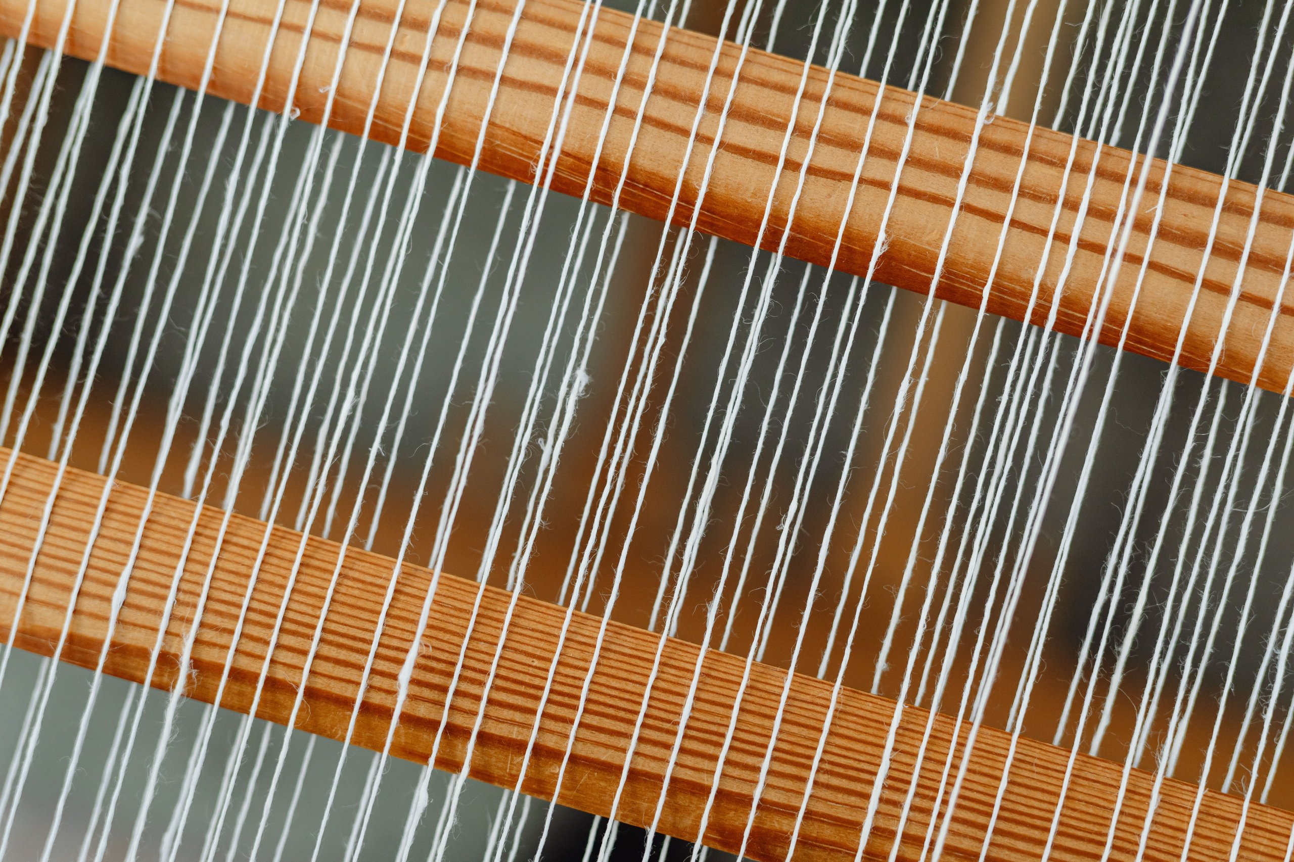 old-wooden-loom